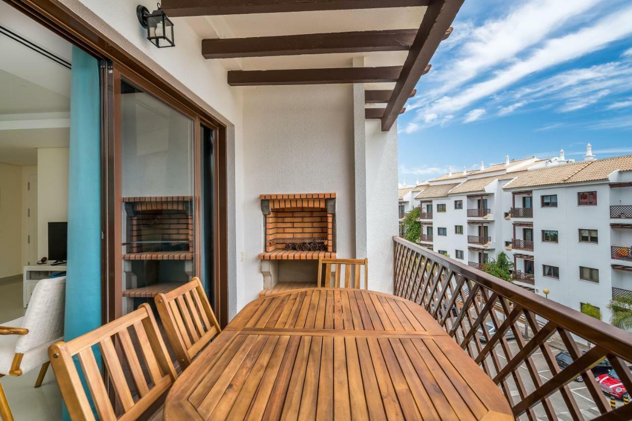Carob Apartment - By Mayoral オーリョス・デ・アーグァ エクステリア 写真