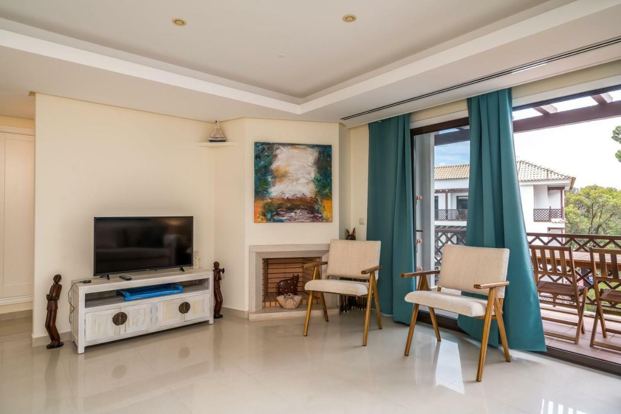 Carob Apartment - By Mayoral オーリョス・デ・アーグァ エクステリア 写真